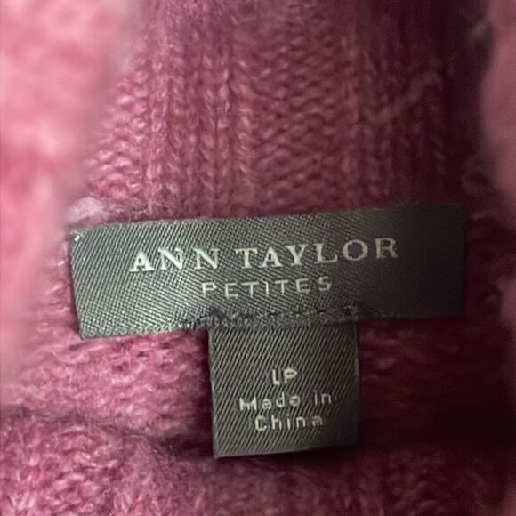 Ann Taylor Pink Cashmere Sweater - Picture 2 of 5